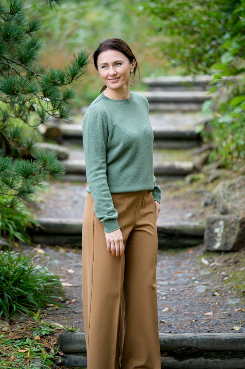 über mich - Mein Weg führte mich durch Fragen, Wandel und innere Heilung. Heute begleite ich Menschen dabei, Klarheit zu finden, und in innere Kraft zu wachsen.